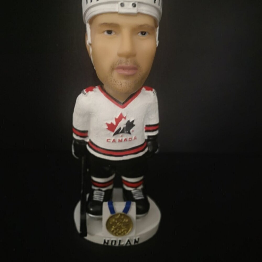 VTG Owen Nolan 2002 Olympic Team Canada Hockey Gold Medal Bobble Head